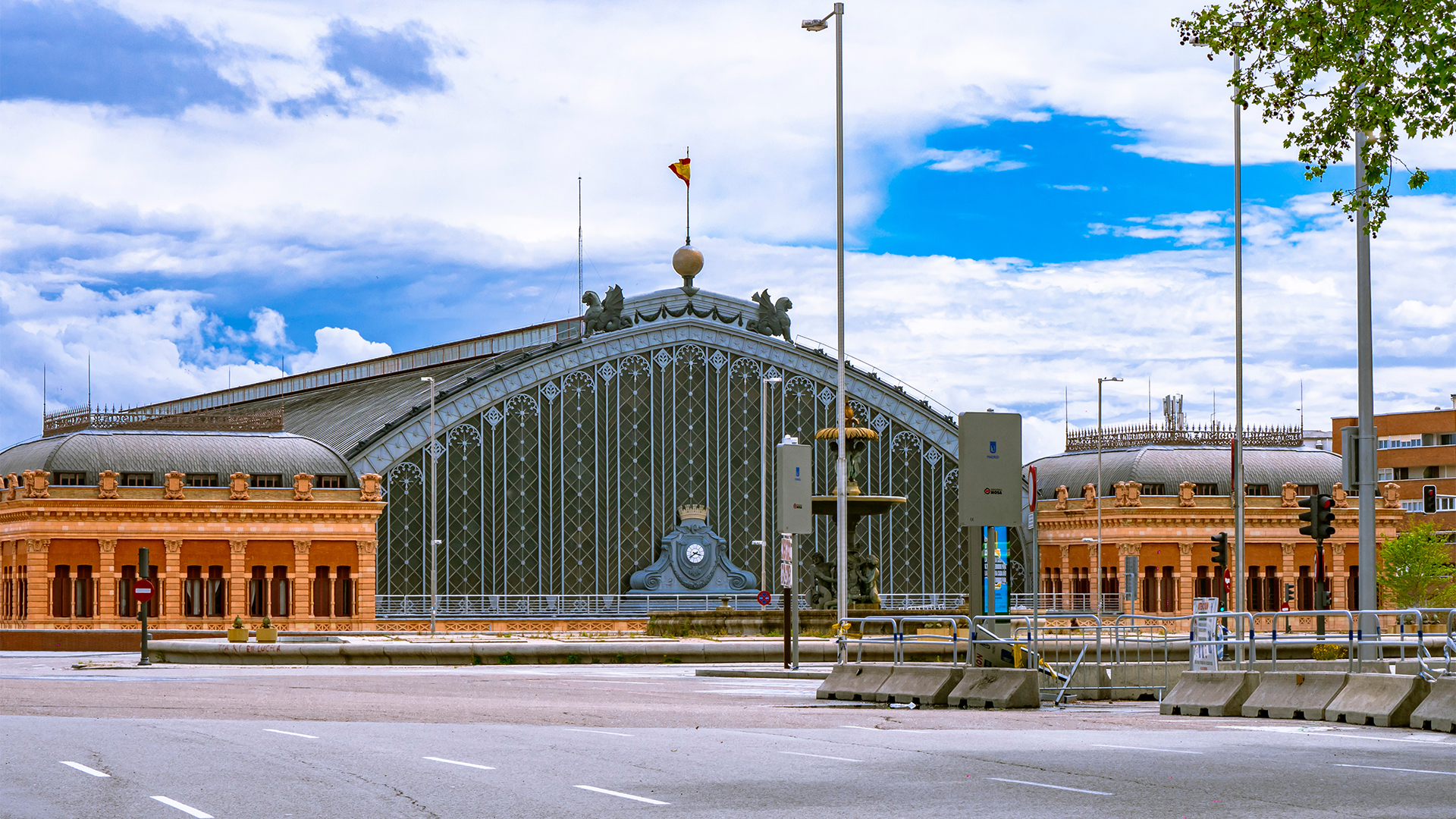 Forsterkning av armert betongkonstruksjon