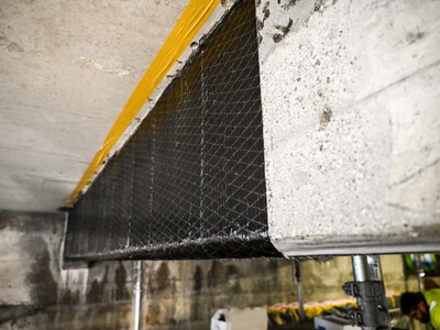 Skjærarmeringen med S&P C-Sheet dekker hele bjelken.