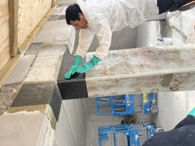 Forstærkning af etablerede søjler i bagvæg