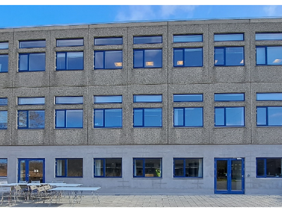 Forstærkning af etablerede søjler i bagvæg